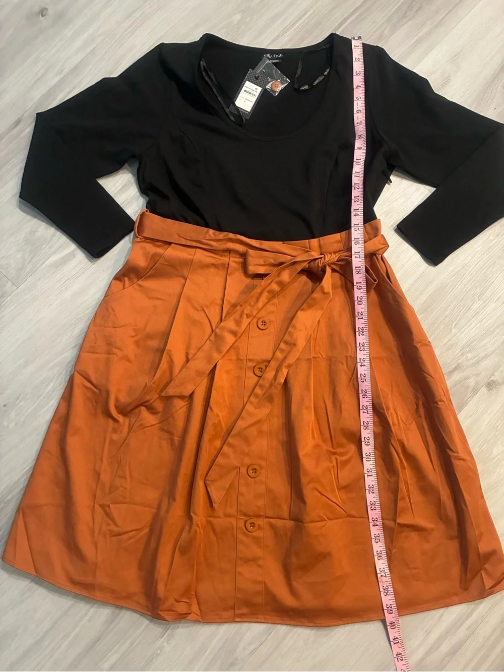 City chic‎ Button-Front Midi Skirt with Self-Tie Waist in Rust
